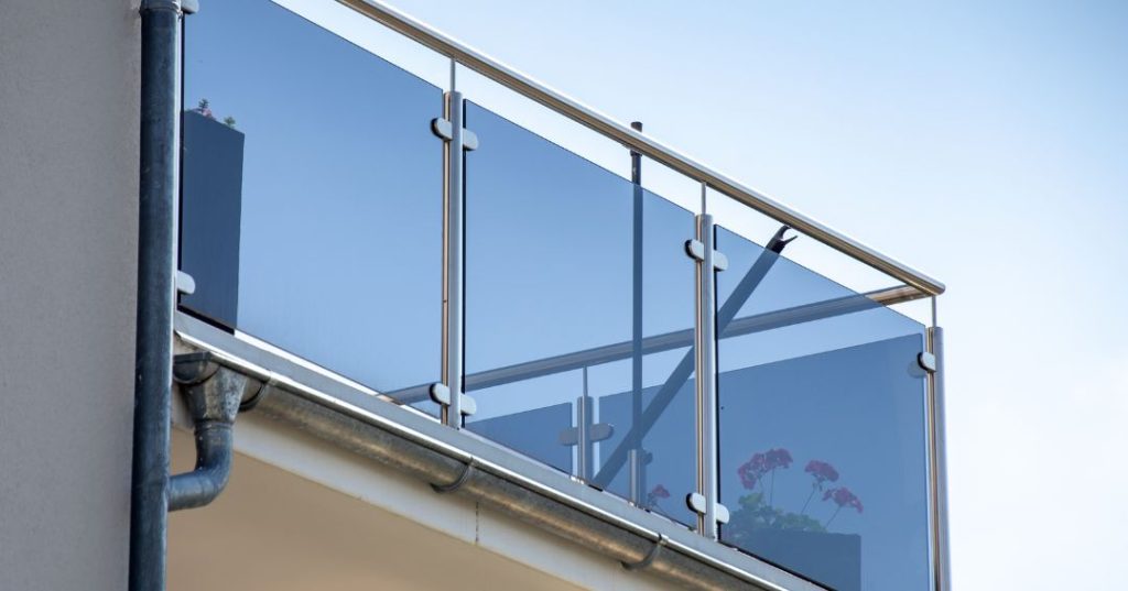 Guarda-corpo de vidro em Cuiabá